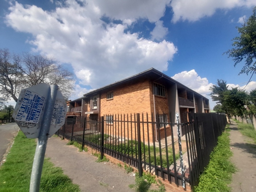 3 Bedroom Property for Sale in Rosettenville Gauteng