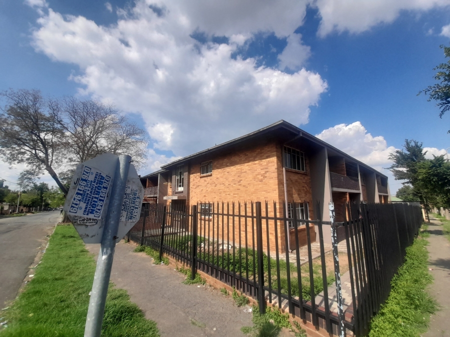 3 Bedroom Property for Sale in Rosettenville Gauteng