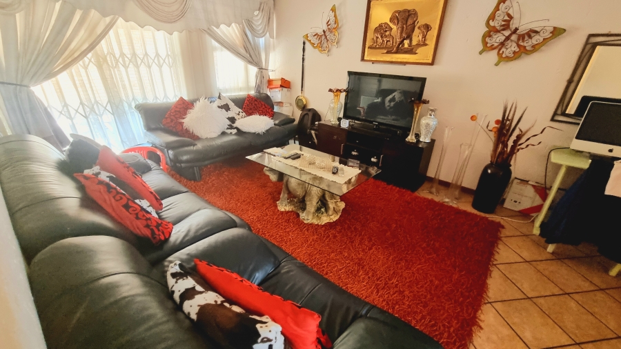 2 Bedroom Property for Sale in Halfway Gardens Gauteng