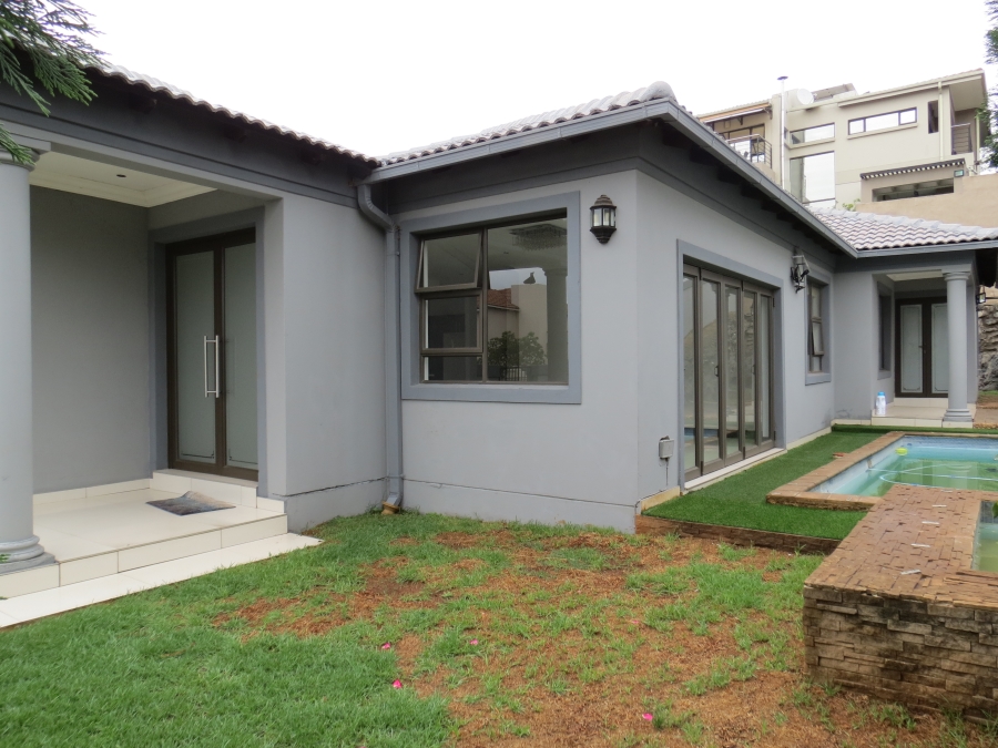 3 Bedroom Property for Sale in Greenstone Hill Gauteng