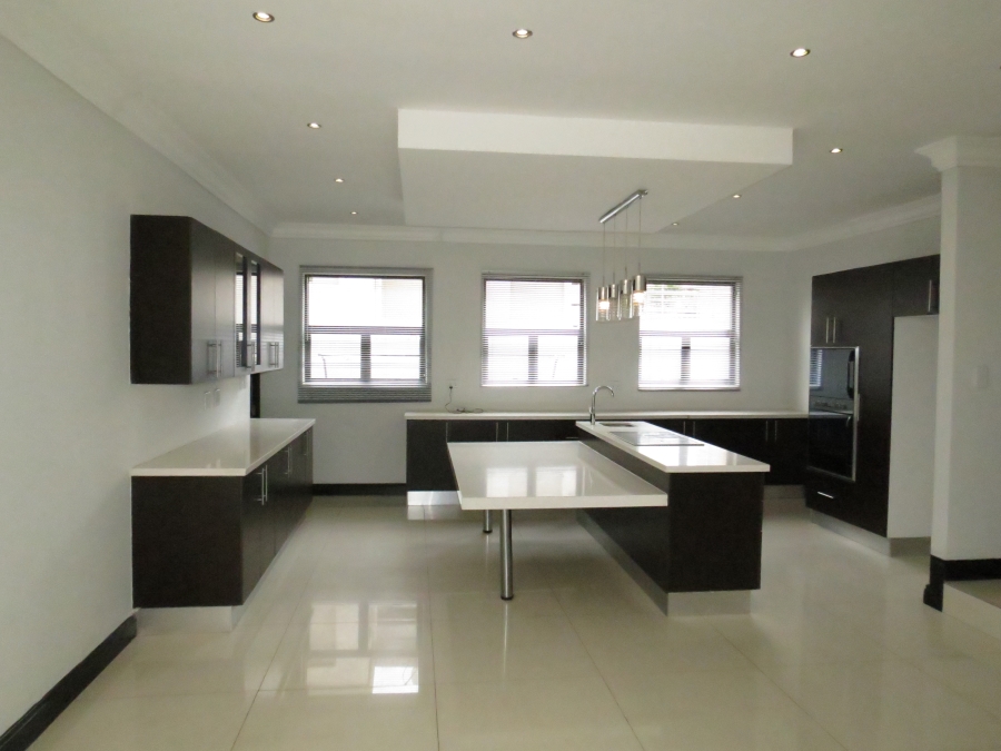 3 Bedroom Property for Sale in Greenstone Hill Gauteng