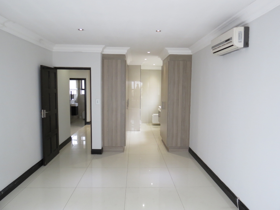 3 Bedroom Property for Sale in Greenstone Hill Gauteng