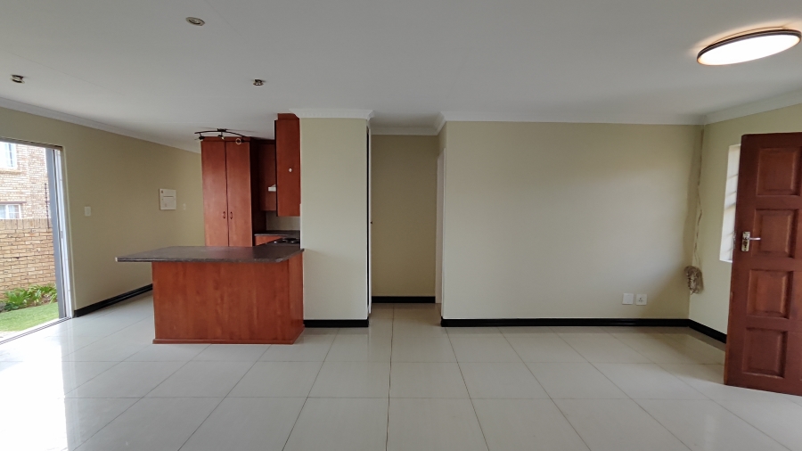 3 Bedroom Property for Sale in Halfway Gardens Gauteng