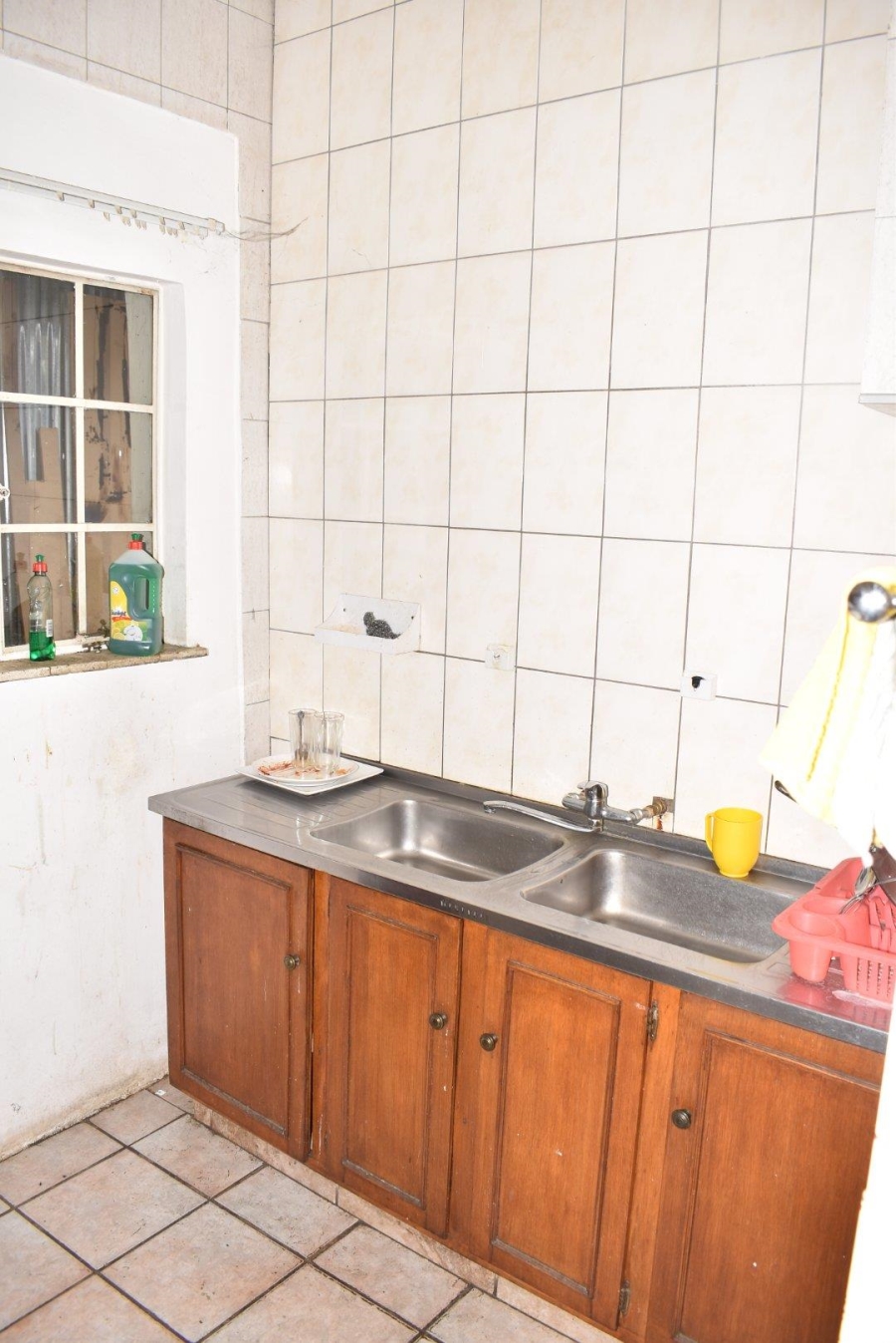 To Let 1 Bedroom Property for Rent in Capital Park Gauteng