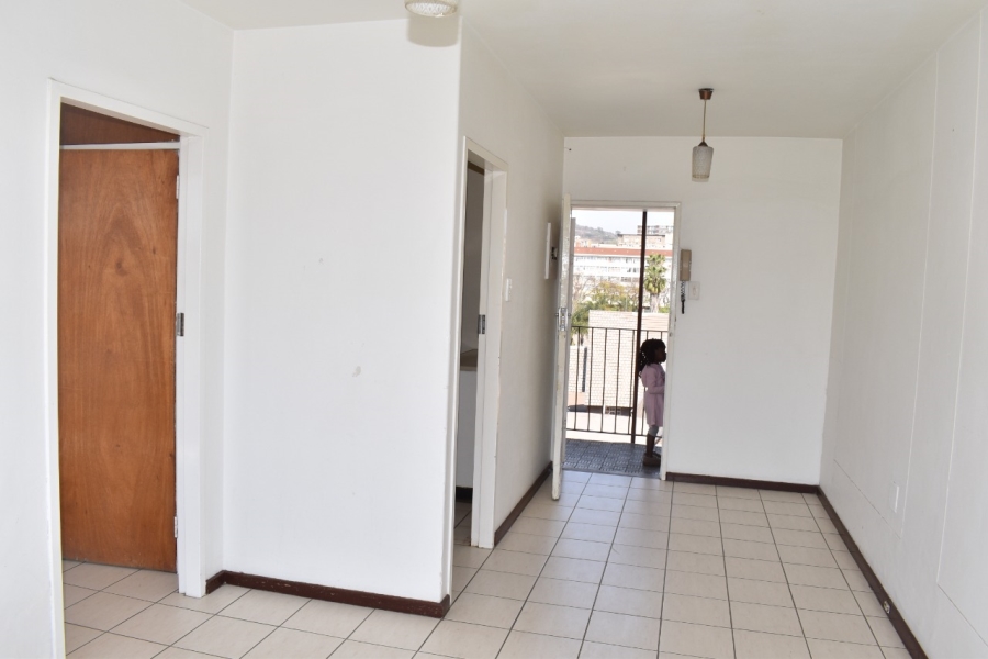 To Let 1 Bedroom Property for Rent in Sunnyside Gauteng