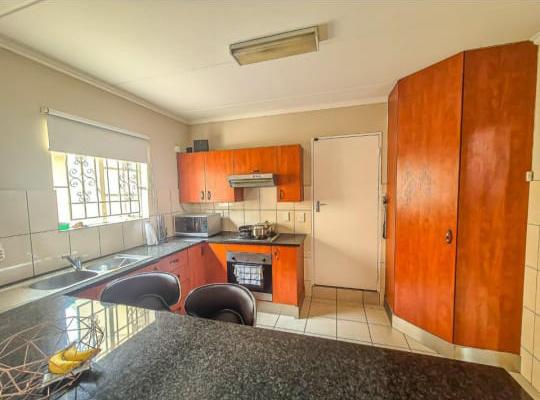 To Let 3 Bedroom Property for Rent in Ruimsig Gauteng