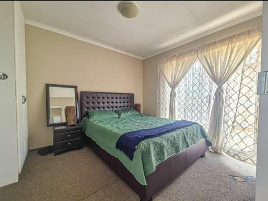 To Let 3 Bedroom Property for Rent in Ruimsig Gauteng