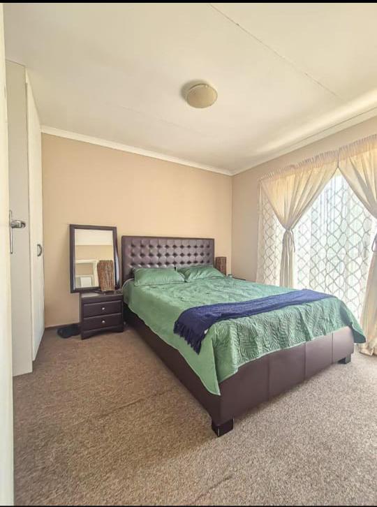 To Let 3 Bedroom Property for Rent in Ruimsig Gauteng