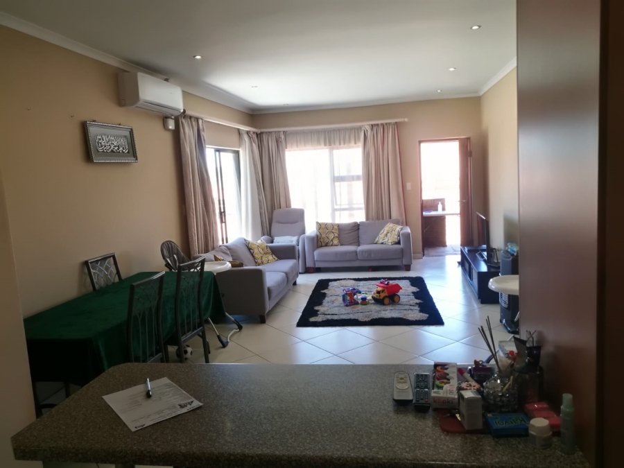 3 Bedroom Property for Sale in Liefde en Vrede Gauteng