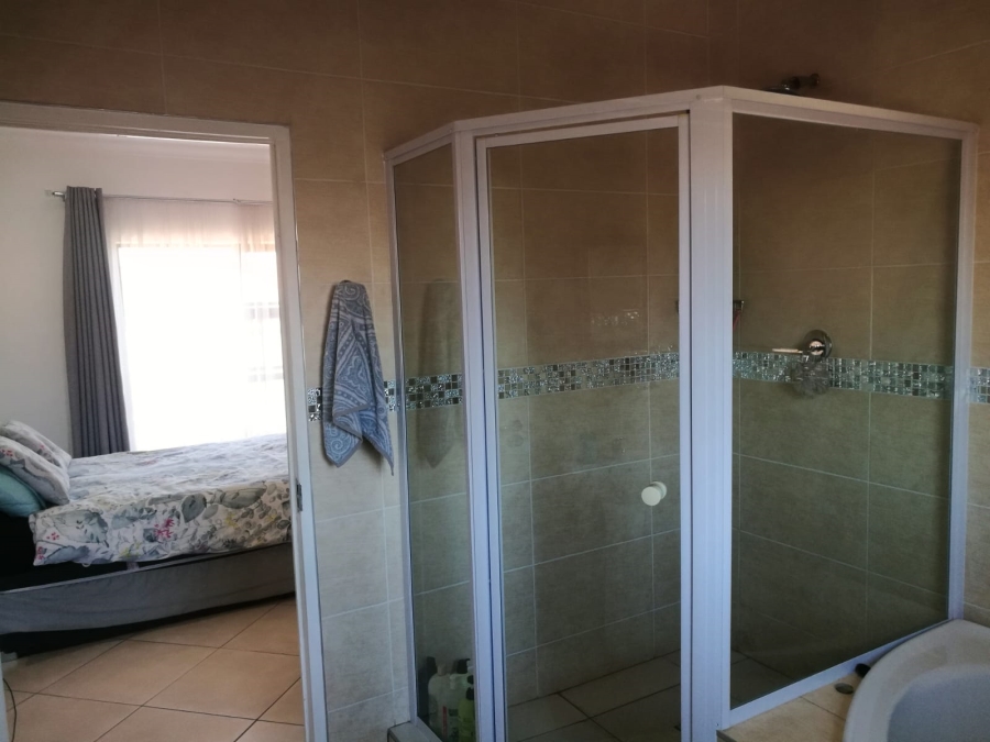 3 Bedroom Property for Sale in Liefde en Vrede Gauteng