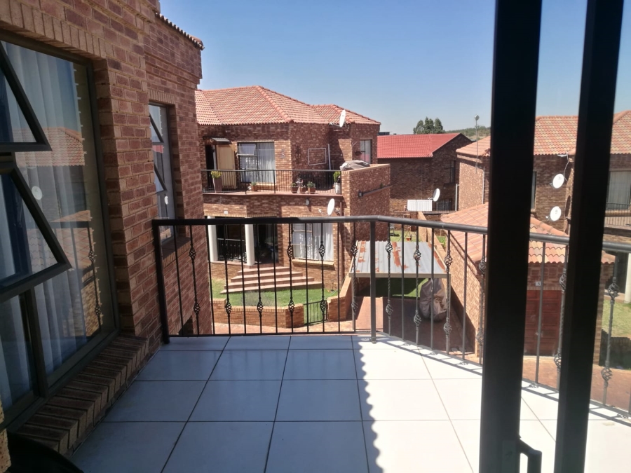 3 Bedroom Property for Sale in Liefde en Vrede Gauteng