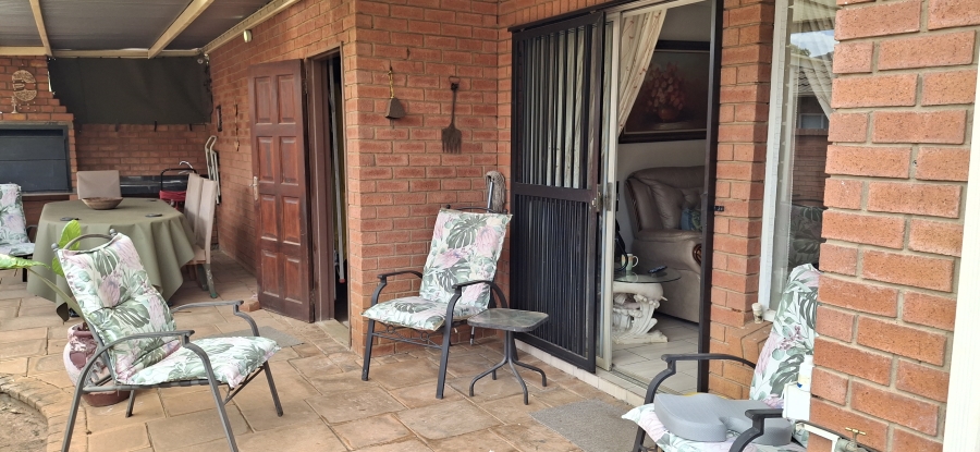 2 Bedroom Property for Sale in Montana Gauteng