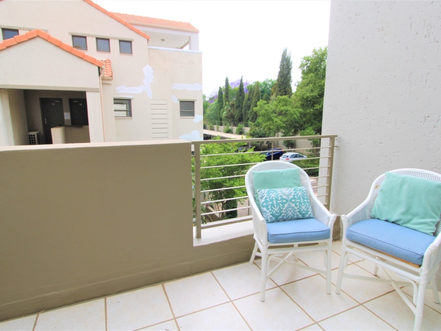 To Let 2 Bedroom Property for Rent in Bryanston Gauteng