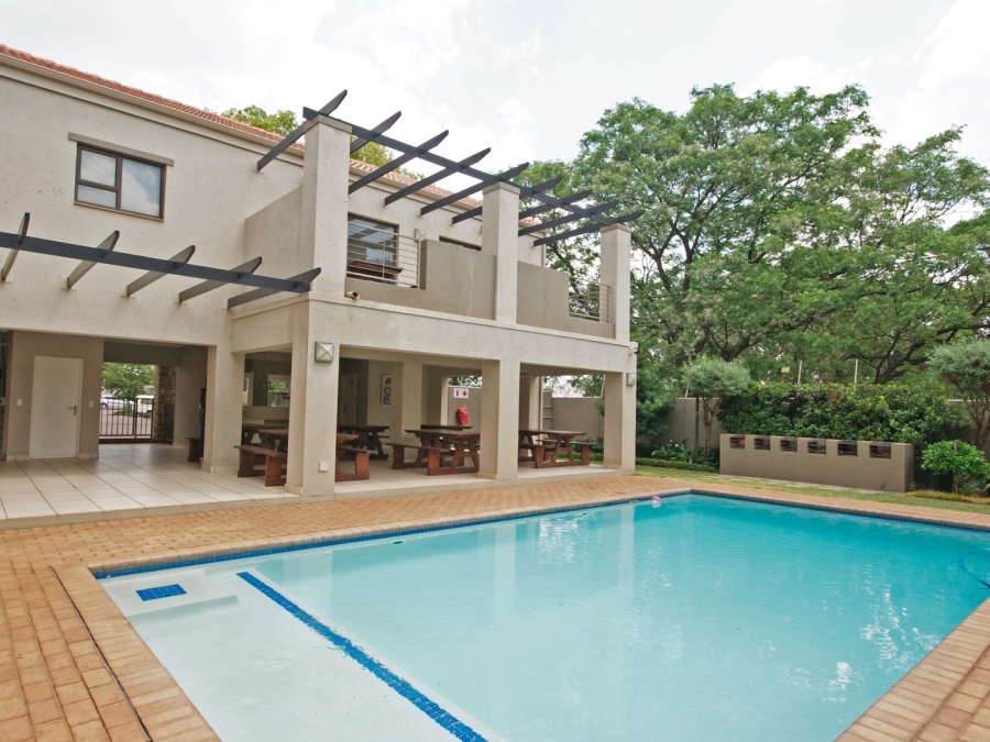 To Let 2 Bedroom Property for Rent in Bryanston Gauteng