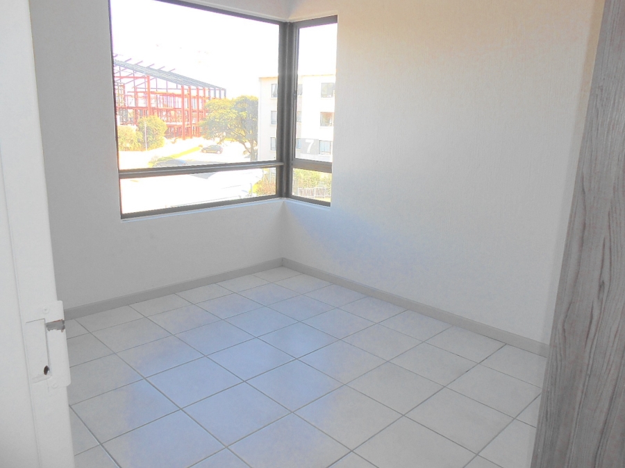 To Let 3 Bedroom Property for Rent in Beverley Gauteng