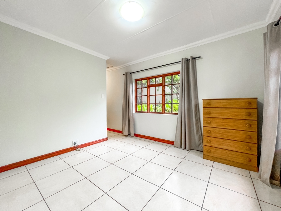 4 Bedroom Property for Sale in Faerie Glen Gauteng