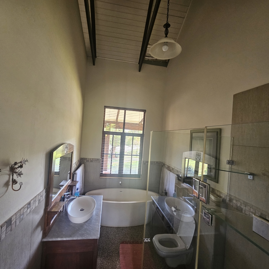 8 Bedroom Property for Sale in Magaliesburg Gauteng