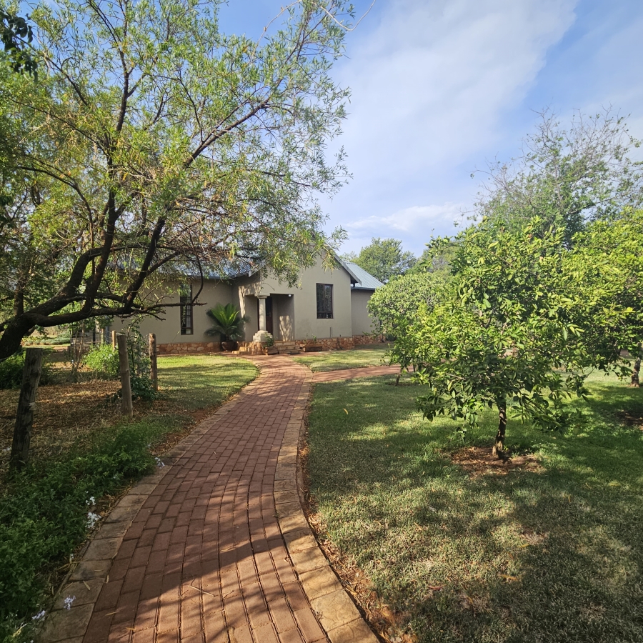 8 Bedroom Property for Sale in Magaliesburg Gauteng