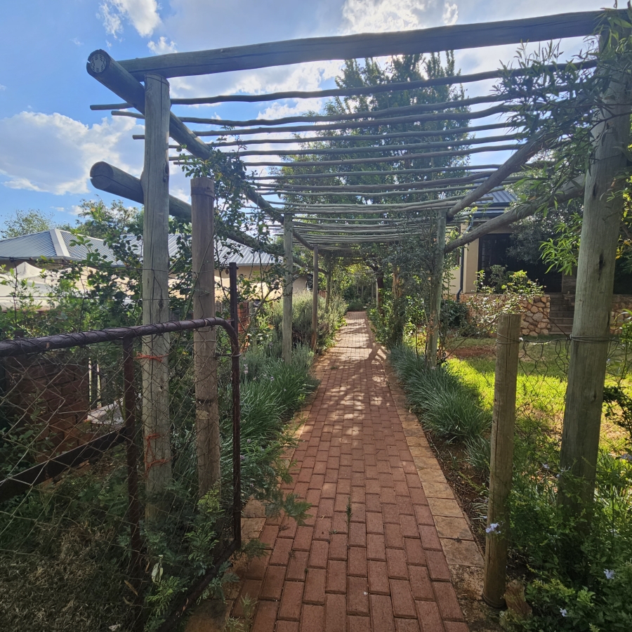 8 Bedroom Property for Sale in Magaliesburg Gauteng