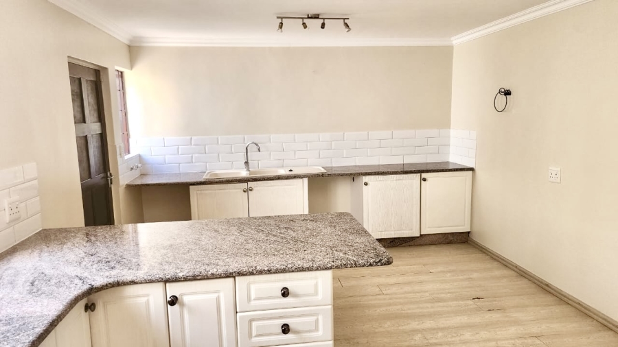 To Let 3 Bedroom Property for Rent in Bryanston Gauteng