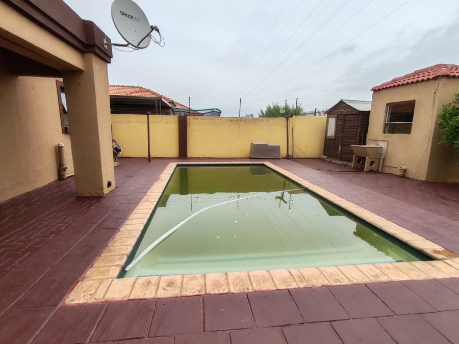 3 Bedroom Property for Sale in The Orchards Gauteng