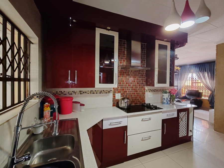 3 Bedroom Property for Sale in The Orchards Gauteng