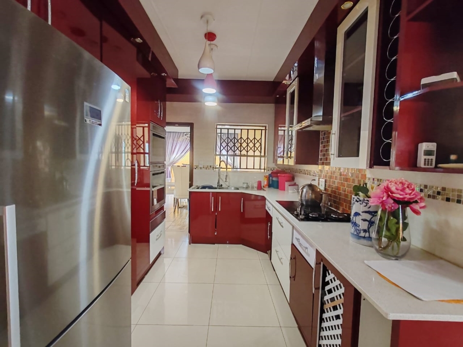 3 Bedroom Property for Sale in The Orchards Gauteng