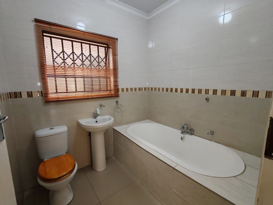 3 Bedroom Property for Sale in The Orchards Gauteng