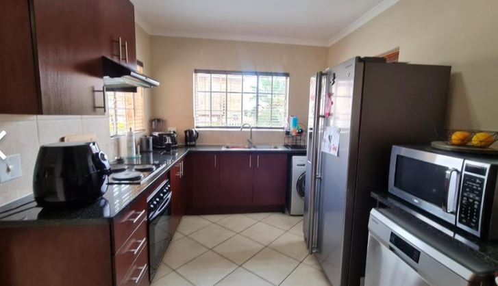 3 Bedroom Property for Sale in Willowbrook Gauteng