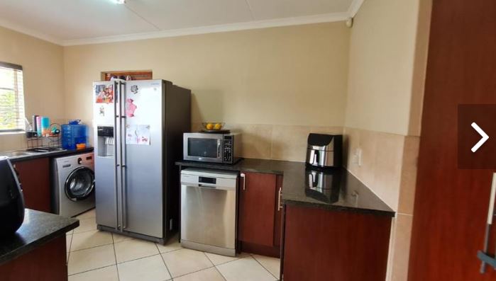 3 Bedroom Property for Sale in Willowbrook Gauteng