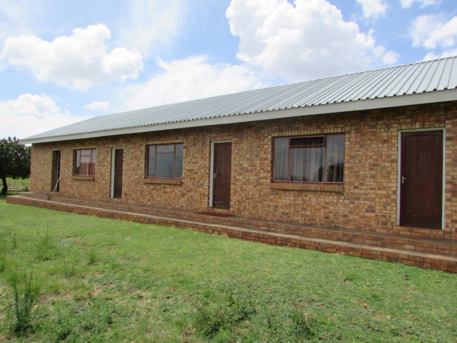 5 Bedroom Property for Sale in Vleikop A H Gauteng