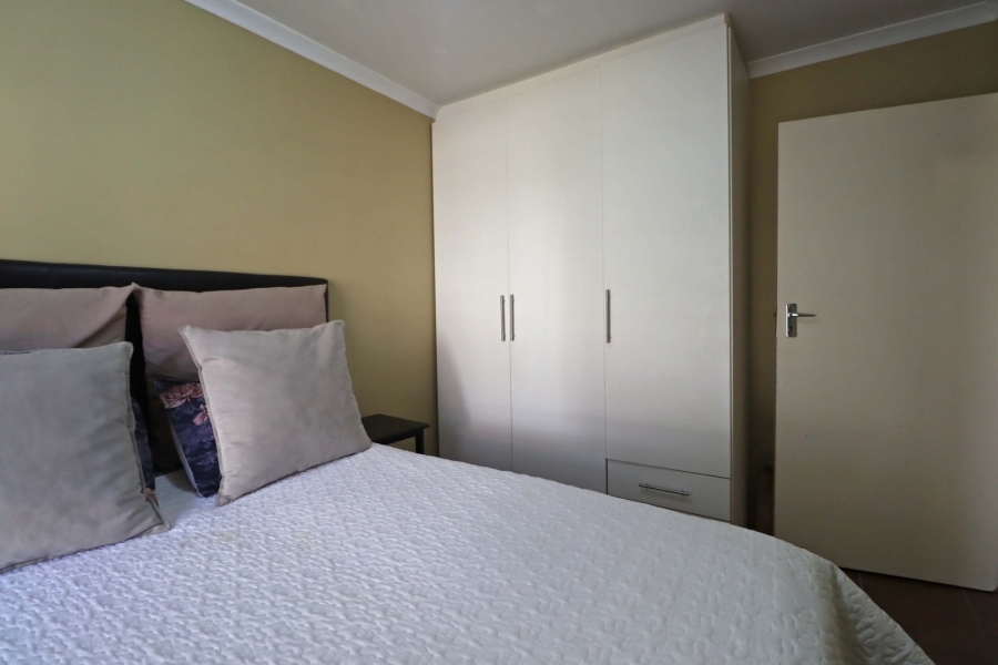 To Let 2 Bedroom Property for Rent in Rivonia Gauteng