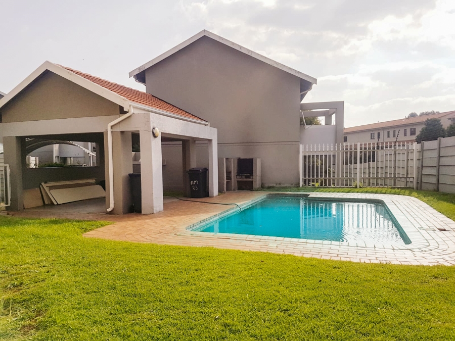 To Let 1 Bedroom Property for Rent in Ormonde Gauteng