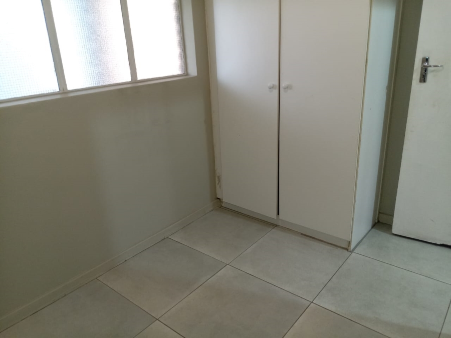 To Let 2 Bedroom Property for Rent in Vorna Valley Gauteng