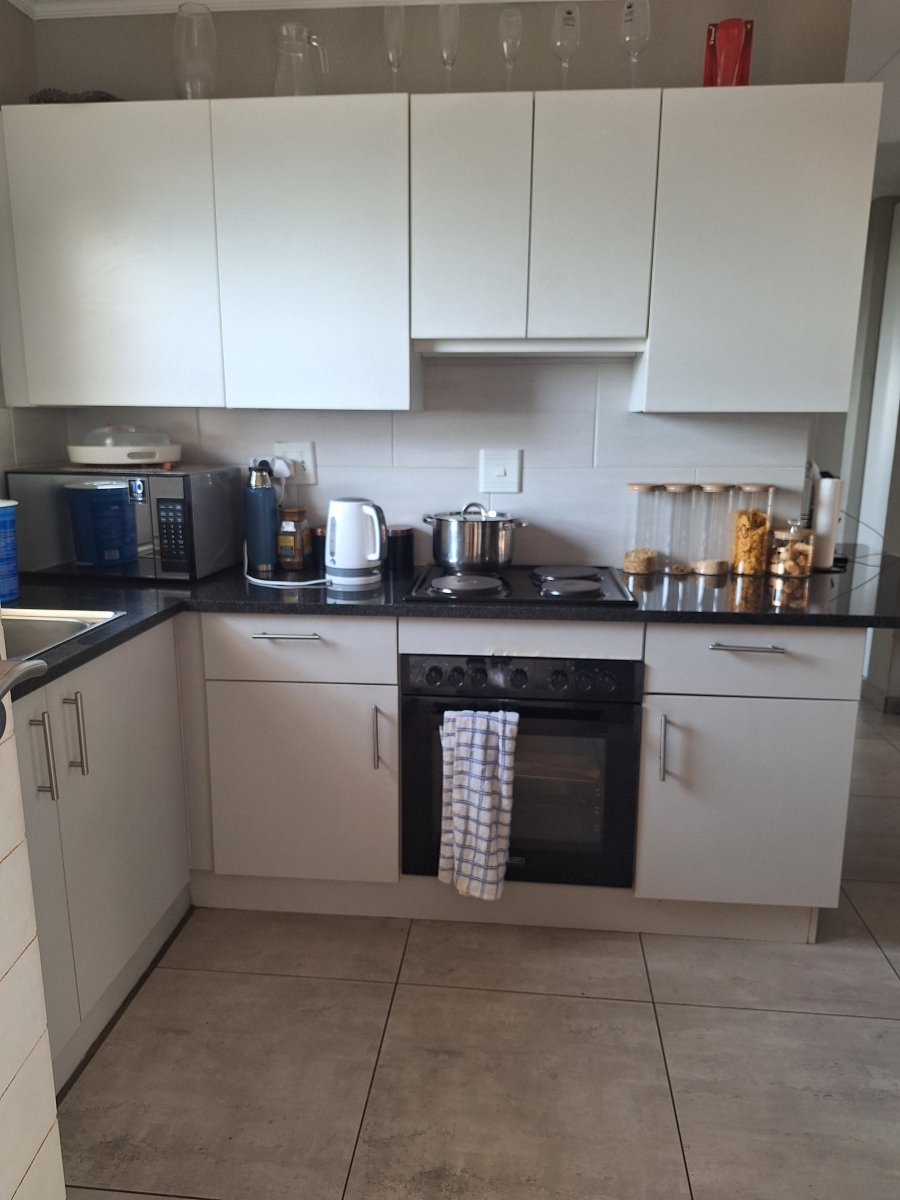 To Let 2 Bedroom Property for Rent in Albemarle Gauteng