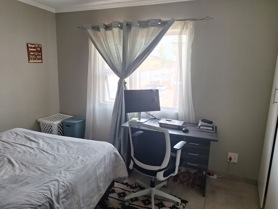 To Let 2 Bedroom Property for Rent in Albemarle Gauteng