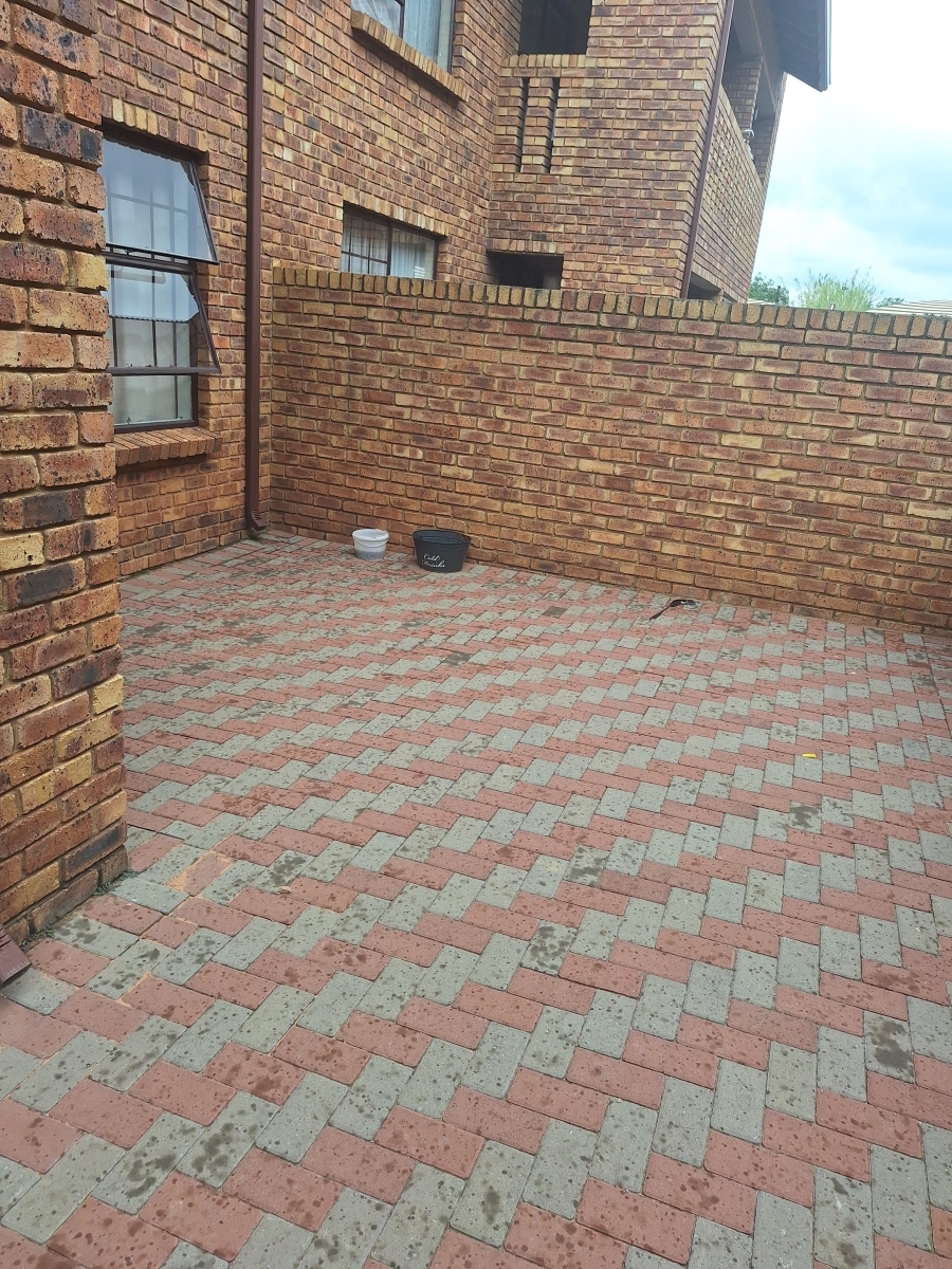 2 Bedroom Property for Sale in Union Gauteng