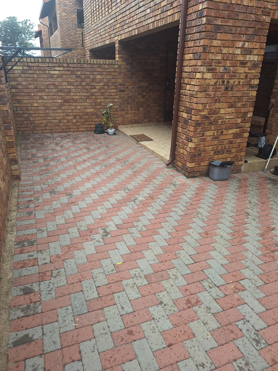 2 Bedroom Property for Sale in Union Gauteng