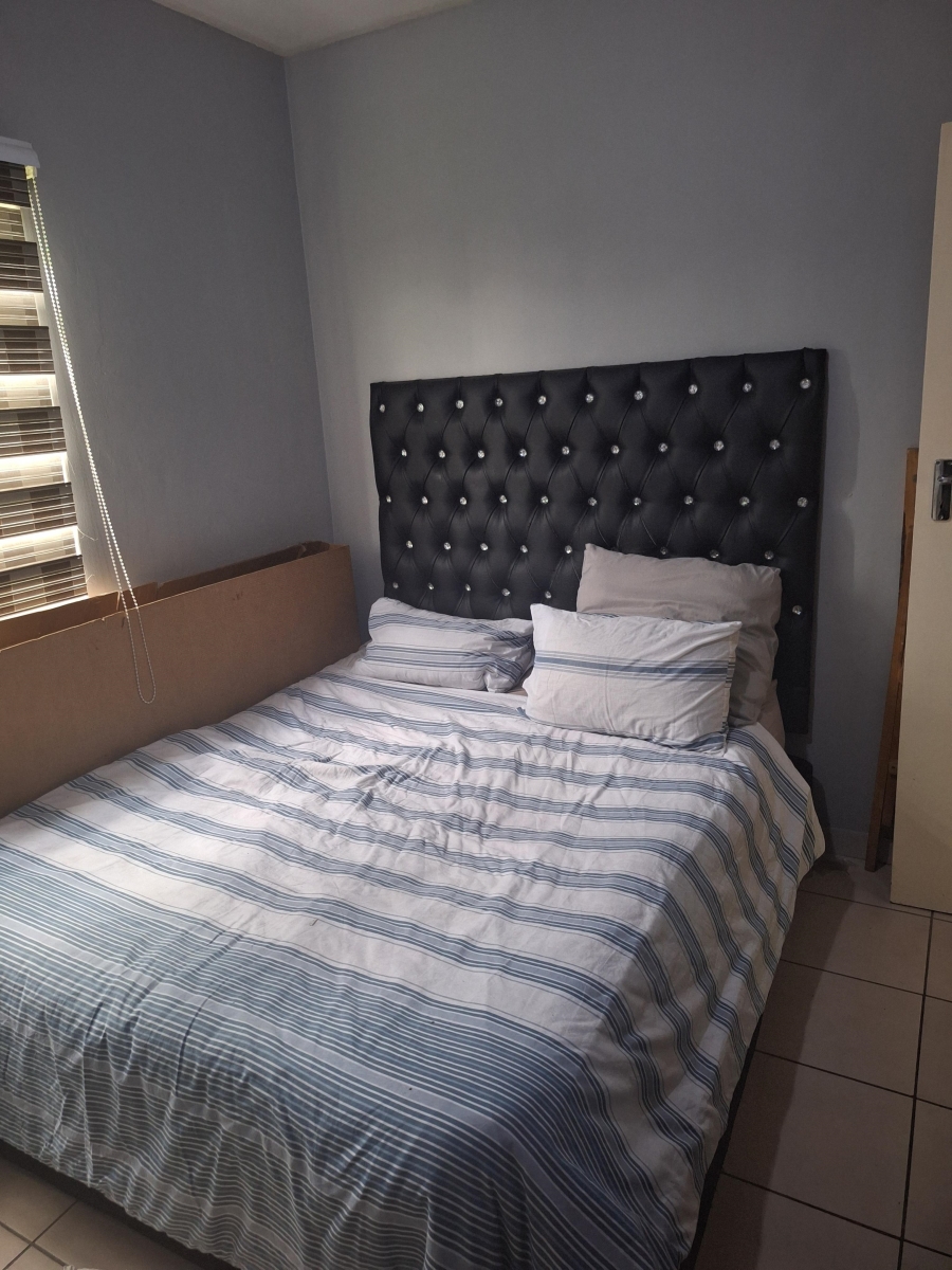 2 Bedroom Property for Sale in Albemarle Gauteng