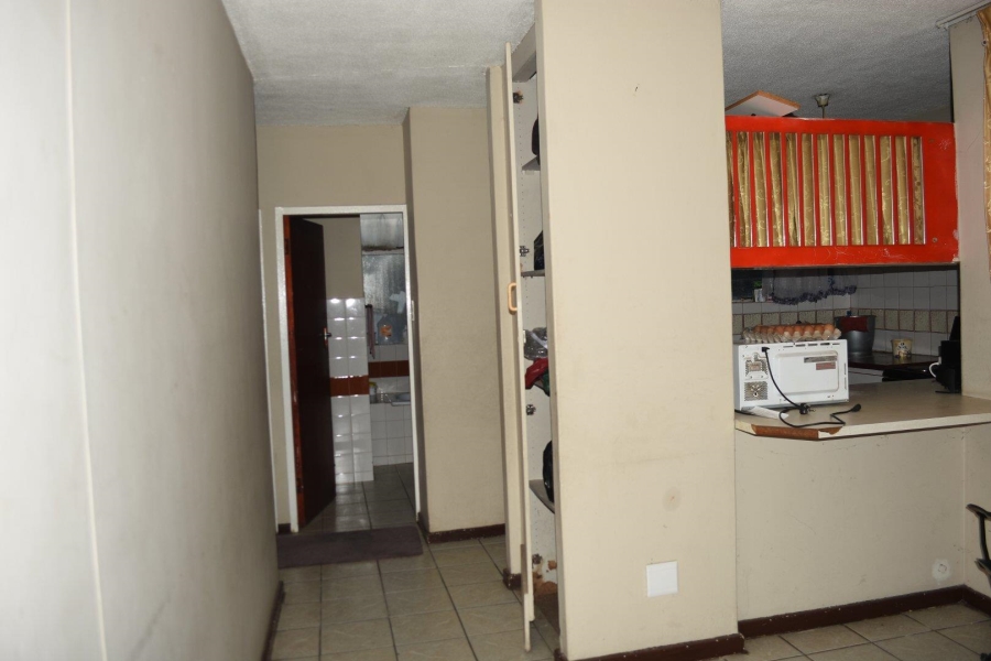 2 Bedroom Property for Sale in Pretoria Central Gauteng