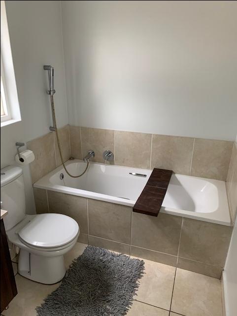 To Let 1 Bedroom Property for Rent in Bryanston Gauteng