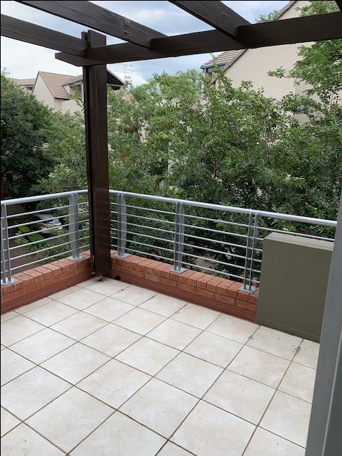 To Let 1 Bedroom Property for Rent in Bryanston Gauteng