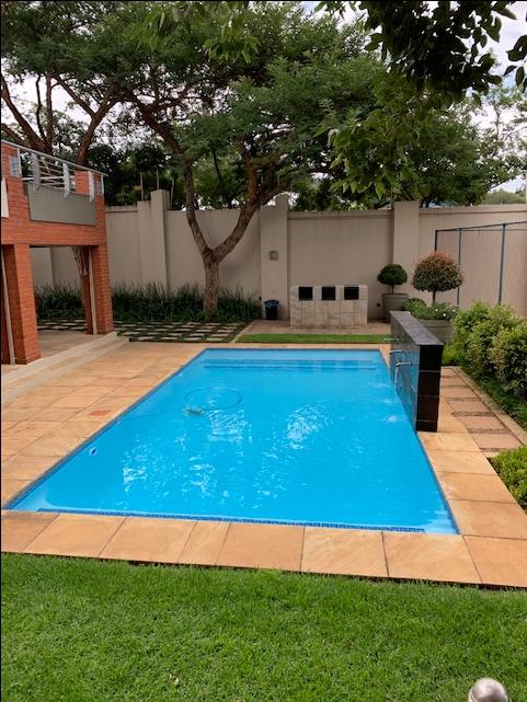 To Let 1 Bedroom Property for Rent in Bryanston Gauteng