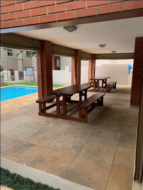 To Let 1 Bedroom Property for Rent in Bryanston Gauteng