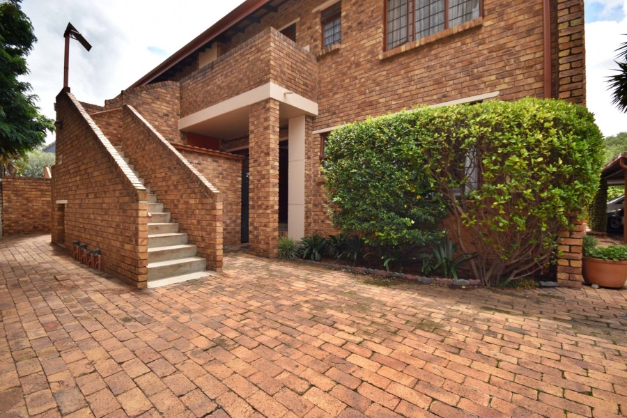 2 Bedroom Property for Sale in Bromhof Gauteng