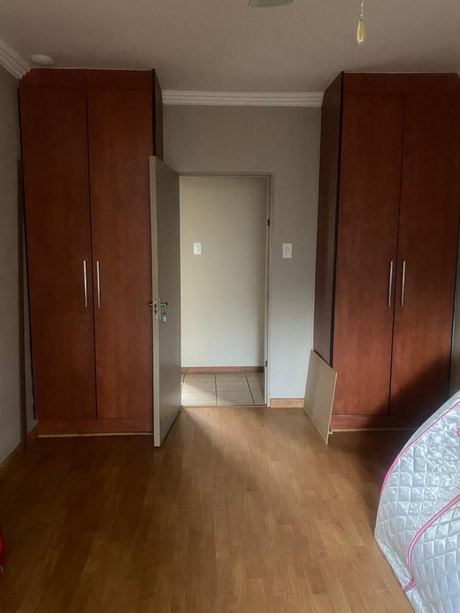 To Let 4 Bedroom Property for Rent in Birchleigh Gauteng