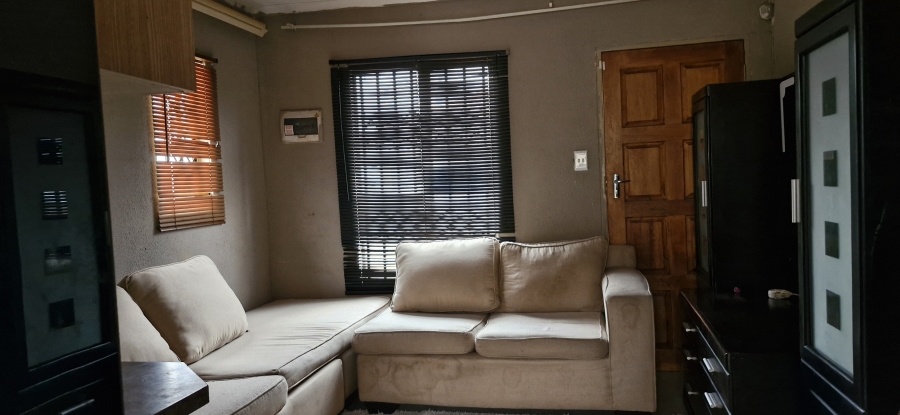 3 Bedroom Property for Sale in Glenway Estate Gauteng