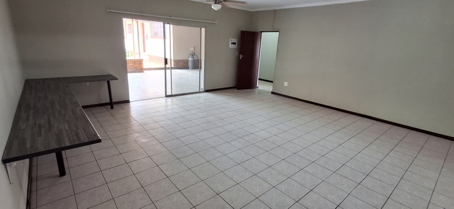 3 Bedroom Property for Sale in Sinoville Gauteng