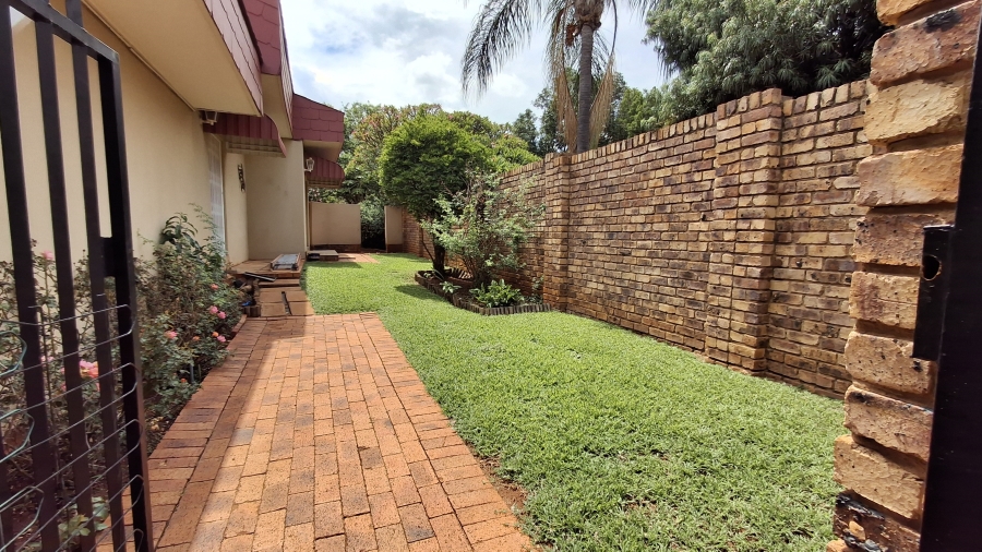 3 Bedroom Property for Sale in Sinoville Gauteng