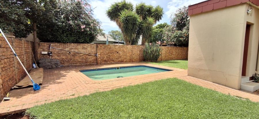 3 Bedroom Property for Sale in Sinoville Gauteng